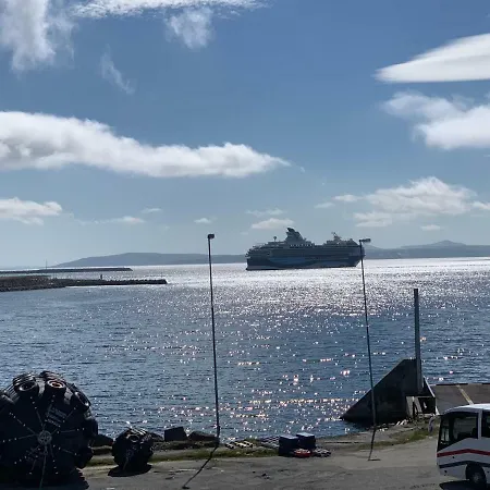 New Renovated Top Floor In Honningsvag, North Cape Honningsvåg